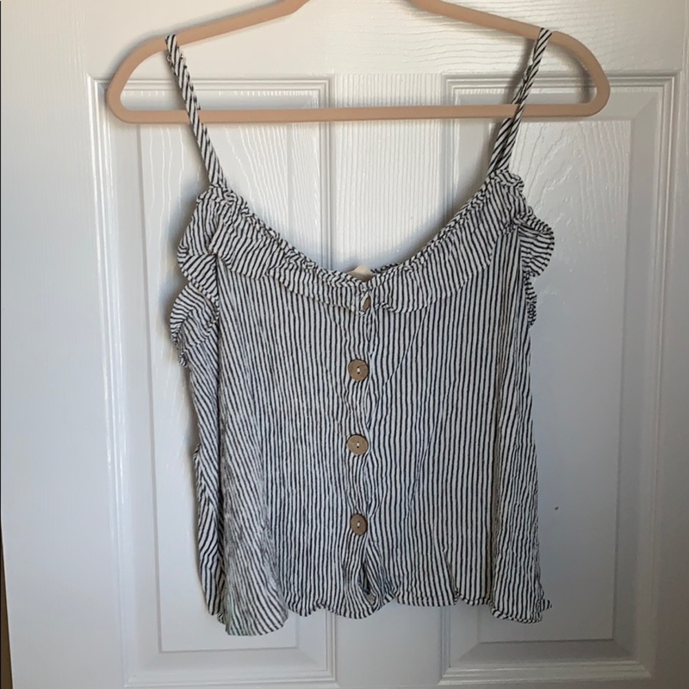 Universal Thread Crop Tank